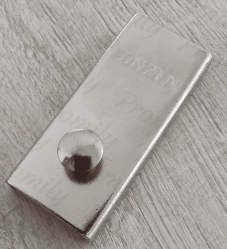 Магнитный ограничитель  средн. MG1 от магазина Promily в Санкт-Петербурге