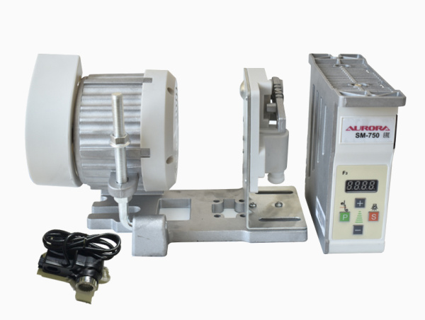Сервомотор (сервопривод) Aurora SM-750 (750Вт) с внешним позиционером иглы от магазина Promily в Санкт-Петербурге