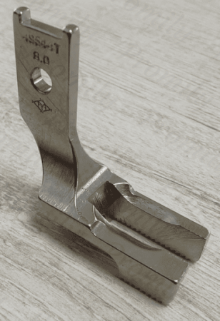 Лапка прижимная внешняя Pfaff 145 (7.9 mm) 2/158 от магазина Promily в Санкт-Петербурге