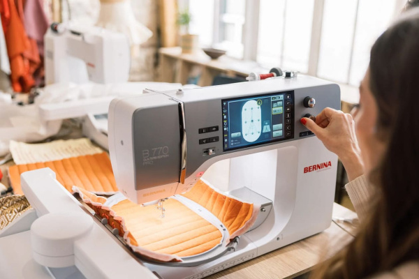 BERNINA 770 QE PRO от магазина Promily в Санкт-Петербурге